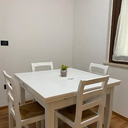 La Casetta In Collina 2 *